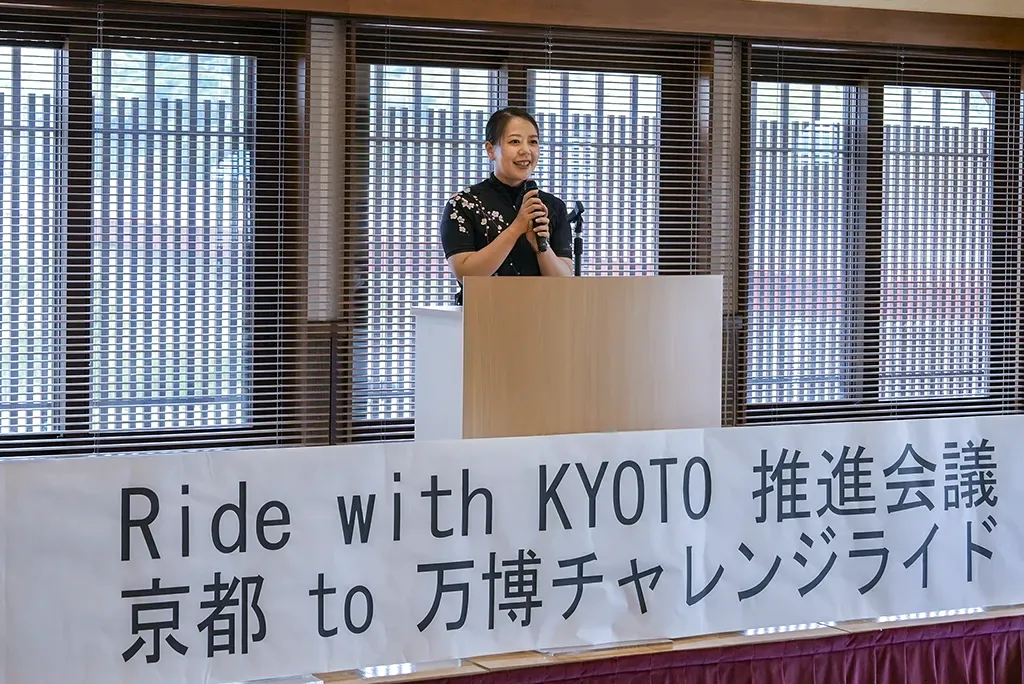 川田翔子八幡市長
