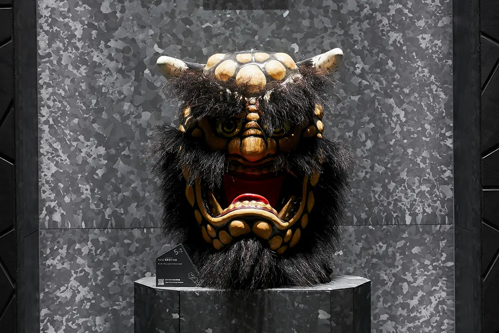 神楽のお面の写真